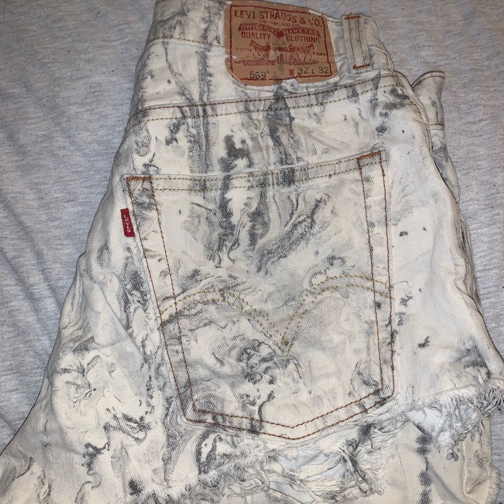 Levi’s White Marbled Loose Straight Jean Shorts